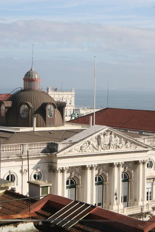 Chiado 16 Apartment Lisboa Стая снимка